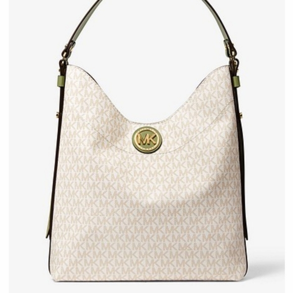 Michael Kors - Picture 1 of 1